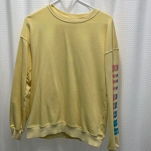 Yellow billabong crew